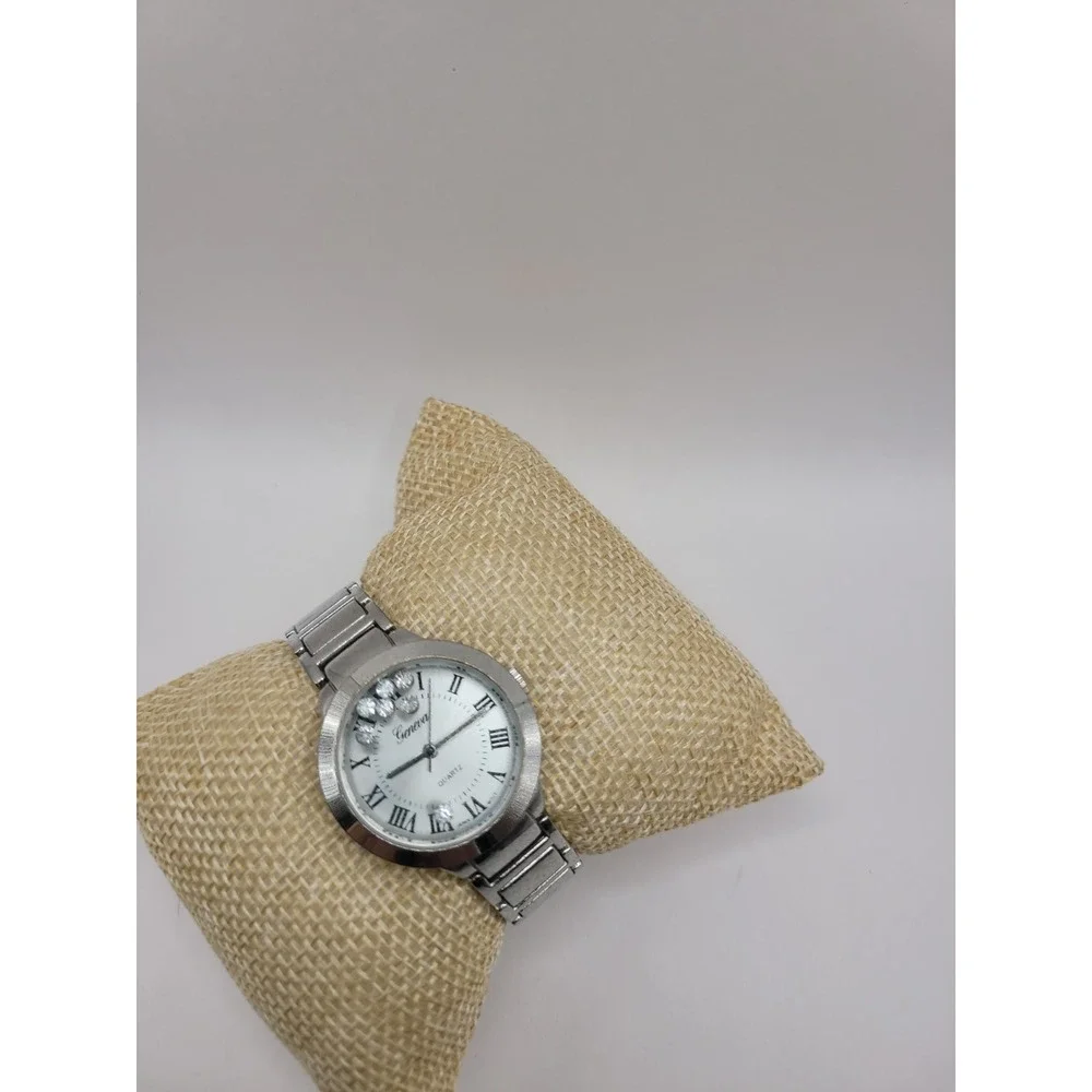 Geneva Women's Silver Tone Quartz Watch White Roman Numeral Dial Floating Crysta